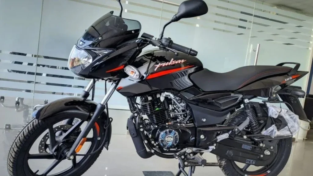 Bajaj Pulsar 125 2025 Review: Sporty Design, Smart Bluetooth Console, and Refined BS6 Phase 2 Performance